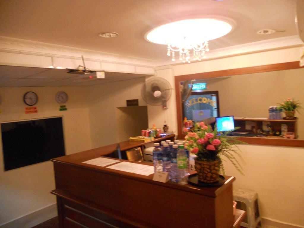 Hotel Royal Palm Kuala Lumpur Extérieur photo